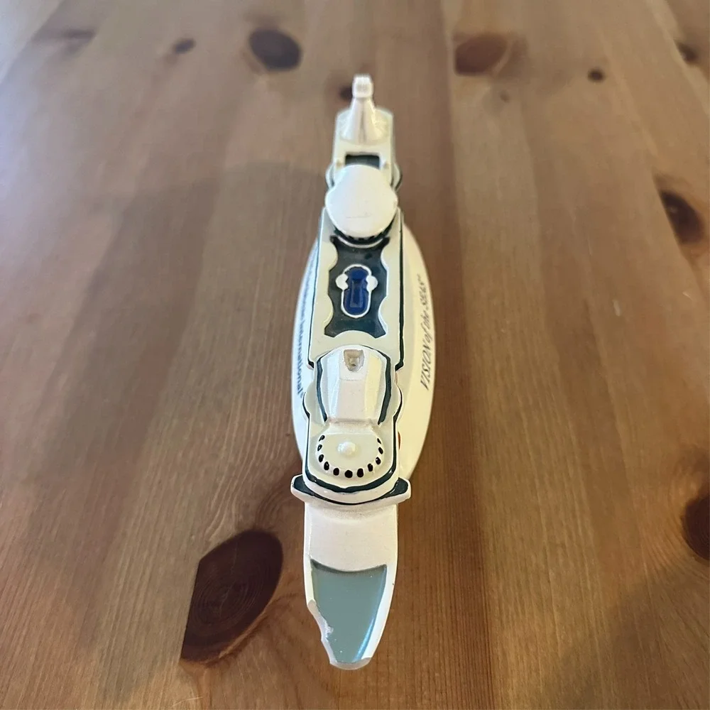 RCCL Royal Caribbean Vision of the Seas Official Cruise Ship Model